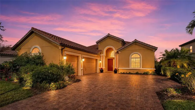 12028 Legacy Estates Blvd, FL