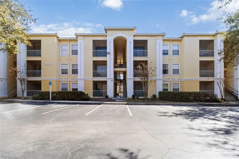 1275 Lake Shadow Cir #13206, FL