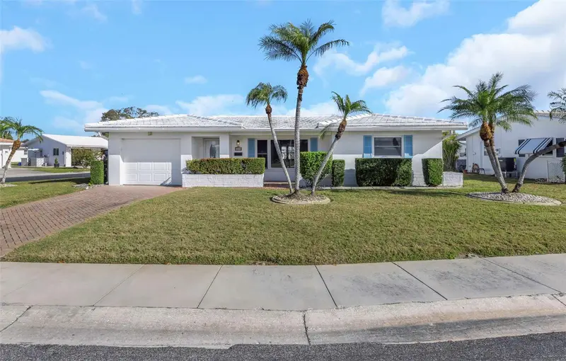 3475 99th Pl N, FL