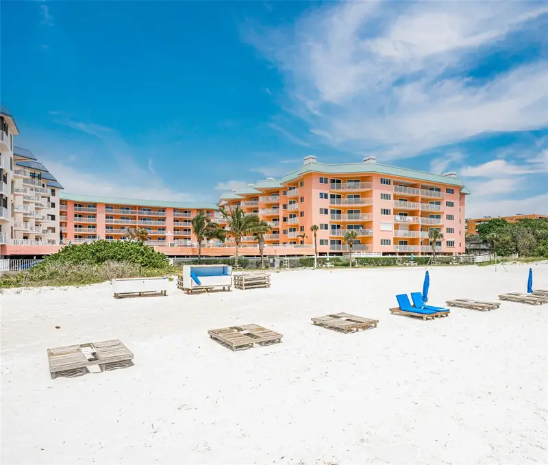18400 Gulf Blvd #2405, FL