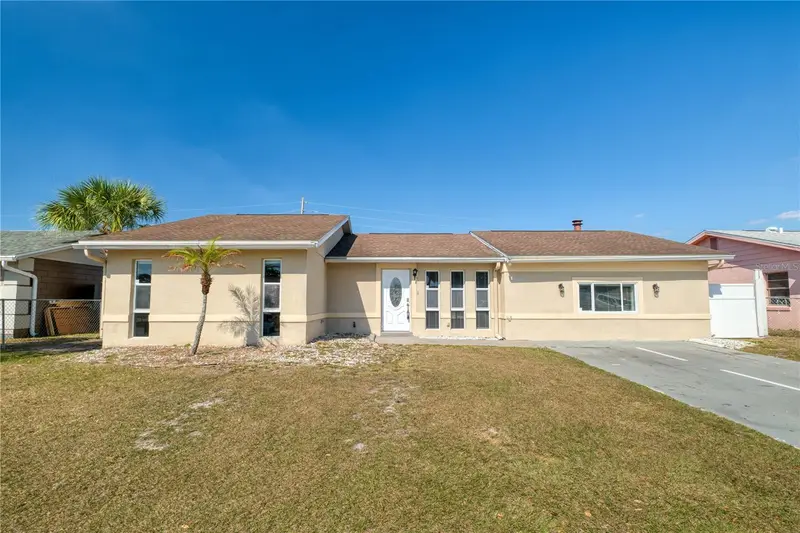 107 Citrus Dr, FL