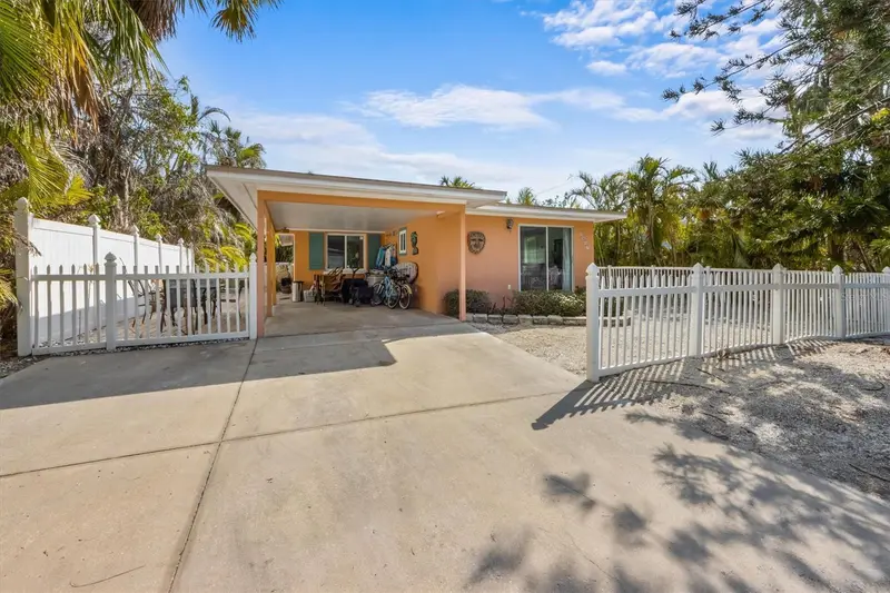 5807 De Palmas Ave, FL