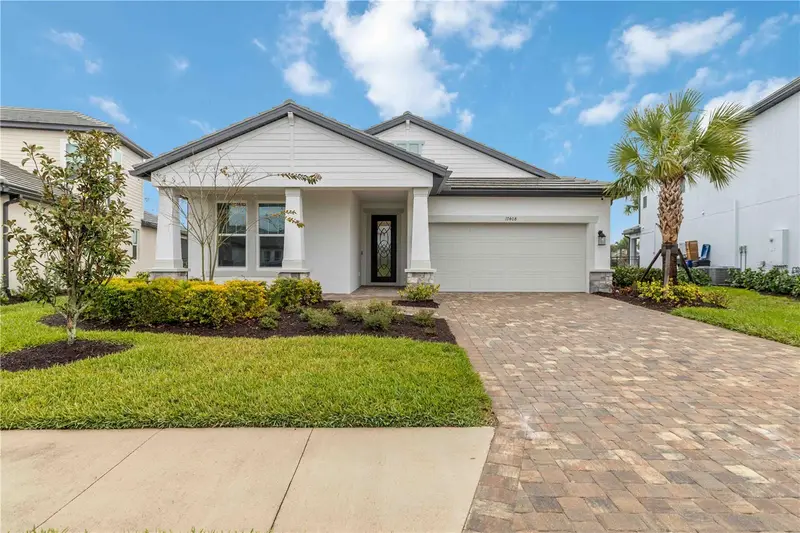 17408 Savory Mist Cir, FL