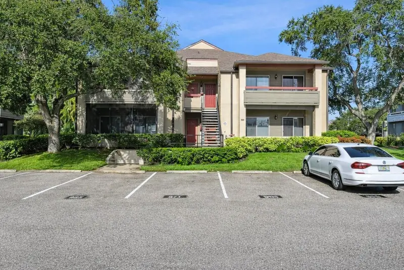 10263 Gandy Blvd N #602, FL