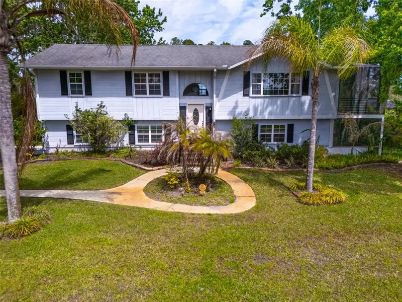 1 Ryding Ln, FL