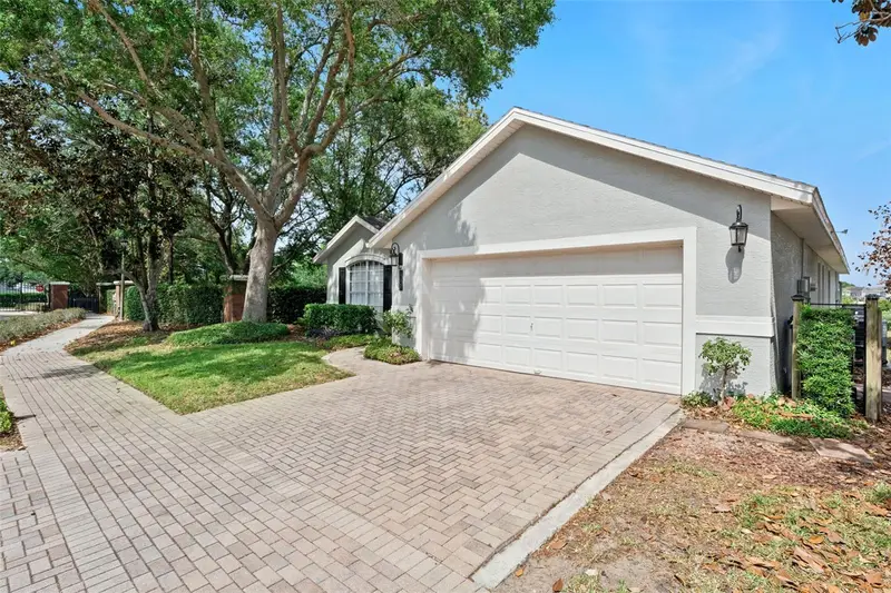 112 Windsor Pl, FL