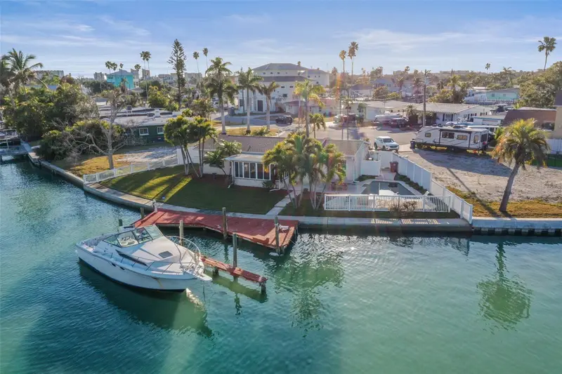 645 Normandy Rd, FL