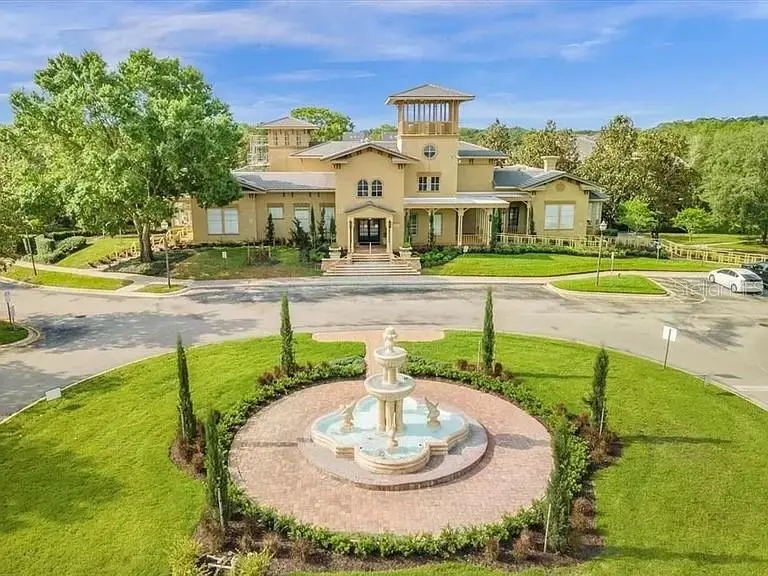 102 Vista Verdi Cir #124, FL