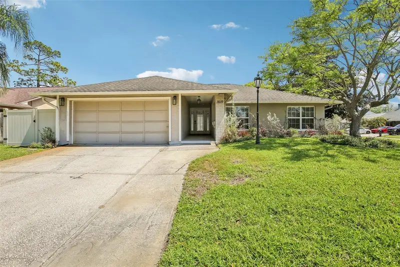 1419 Windmill Pointe Rd, FL