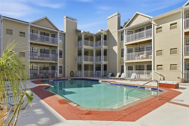 1000 W Horatio St #218, FL
