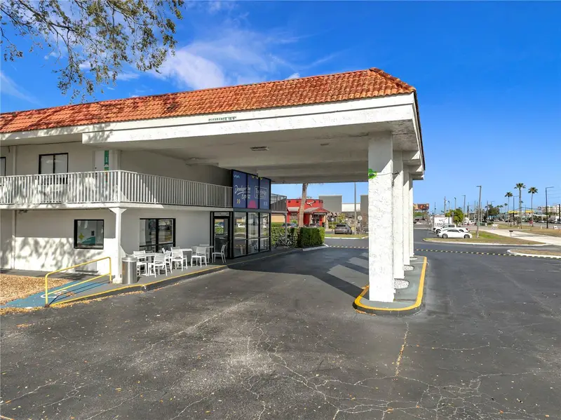 5367 W Irlo Bronson Memorial Hwy #4-207, FL