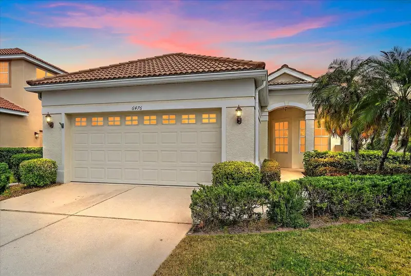 6476 Rookery Cir, FL