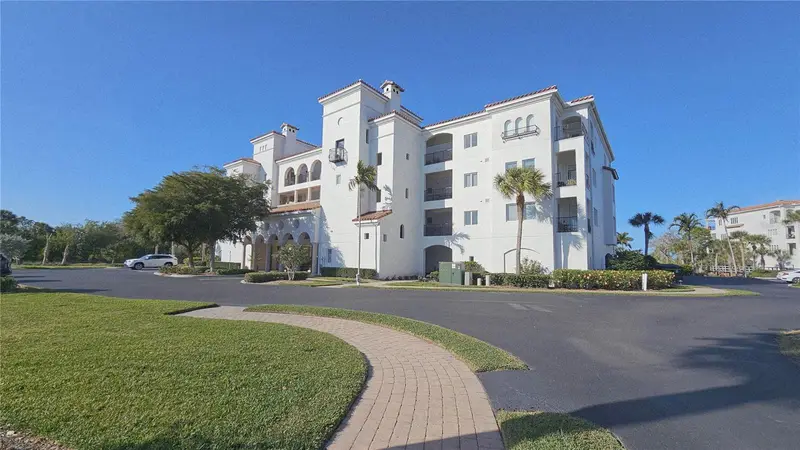 11220 Hacienda Del Mar Blvd #204, FL
