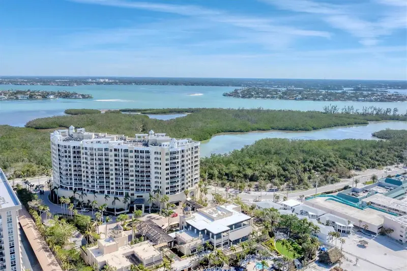 1300 Benjamin Franklin Dr #304, FL