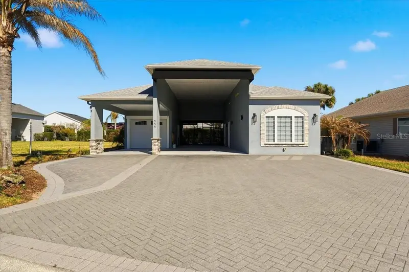 335 Travelers Dr, FL