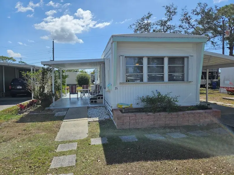 1800 Englewood Rd #35, FL