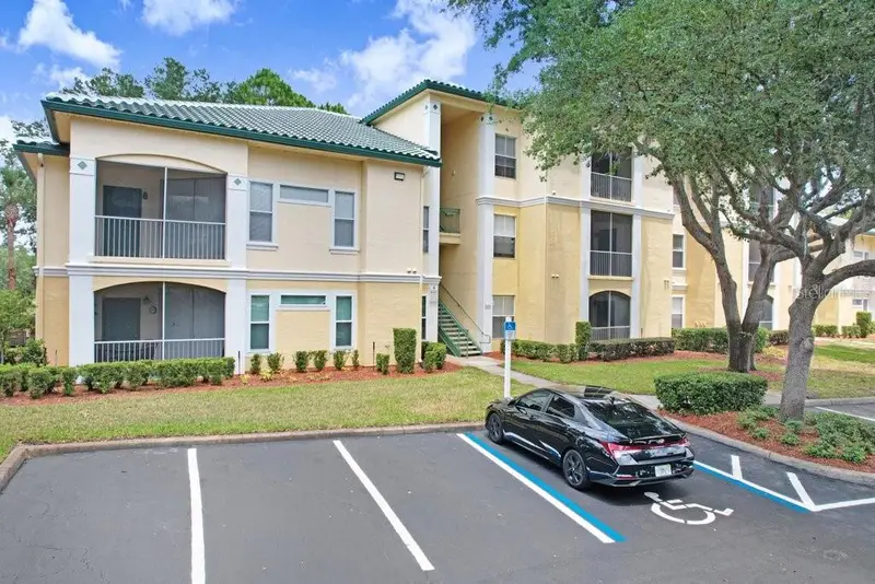 8801 Dunes Ct #204, FL