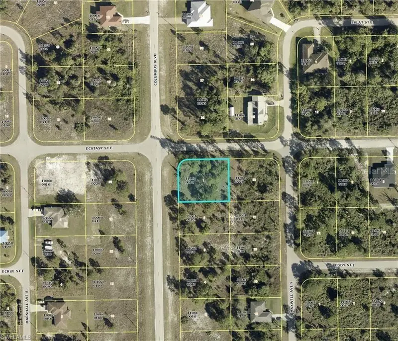 1015 Columbus Blvd S, FL