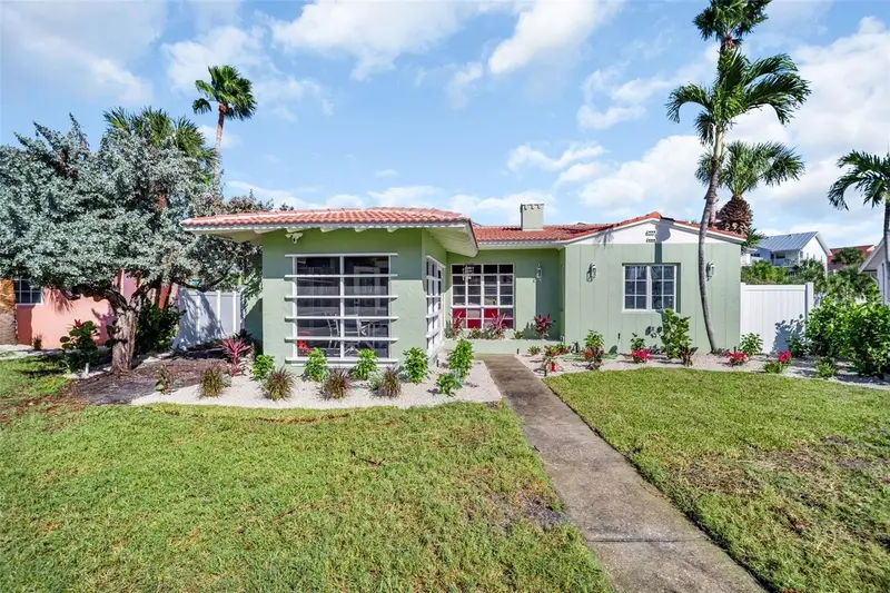 16613 Gulf Blvd, FL