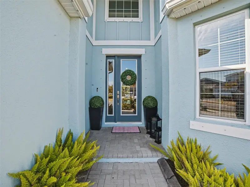 5215 Wishing Arch Dr, FL