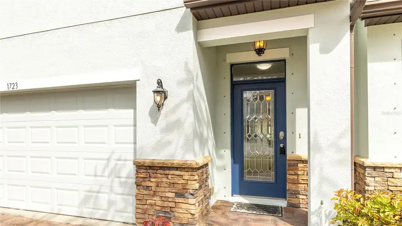 1723 Musgrass Cir, FL