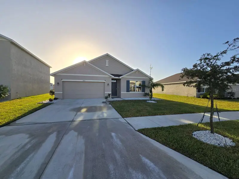 8954 Forge Breeze Loop, FL