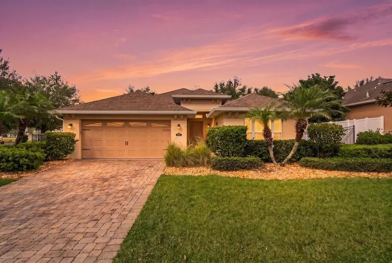 476 Sauvignon Way, FL