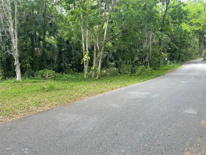 242 Fraser Rd, FL