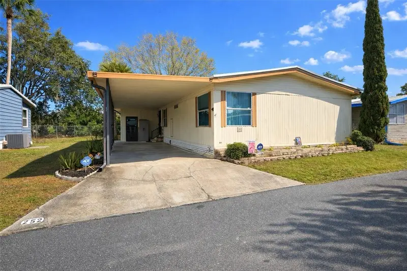 252 Pinewood Dr, FL