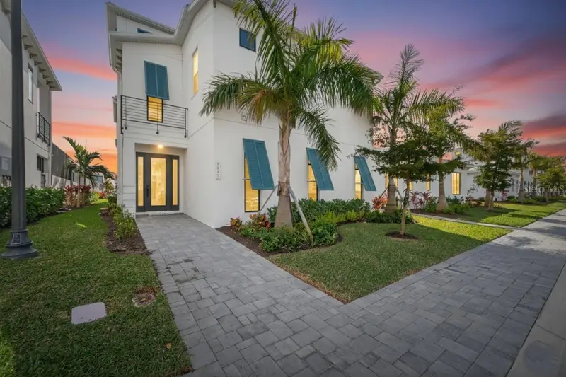 5917 Cat Claw Ln, FL