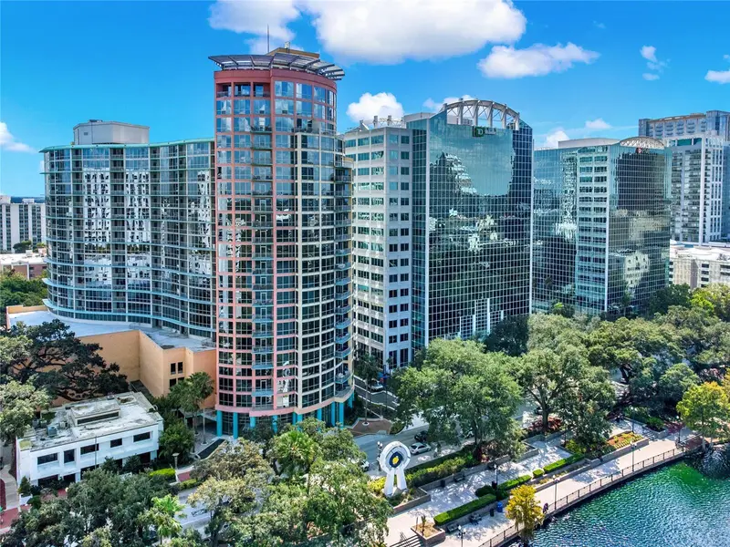 322 E Central Blvd #1005, FL