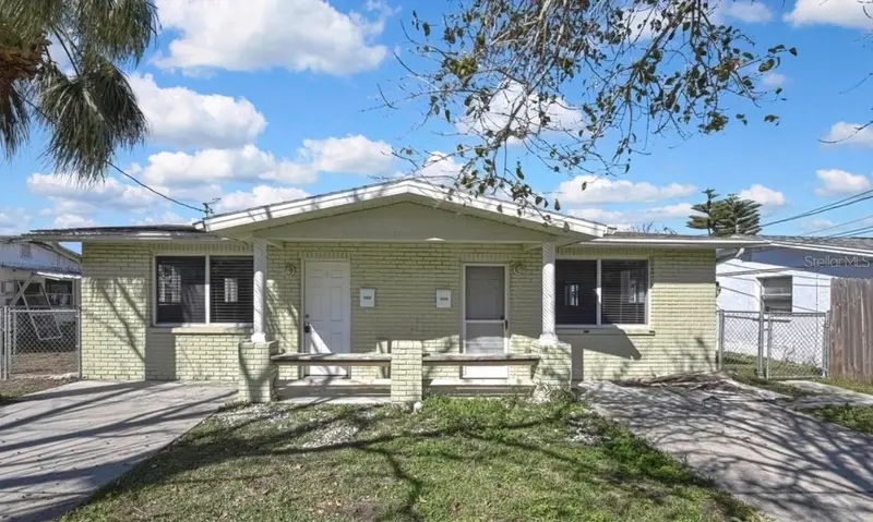12527 1st Isle, FL