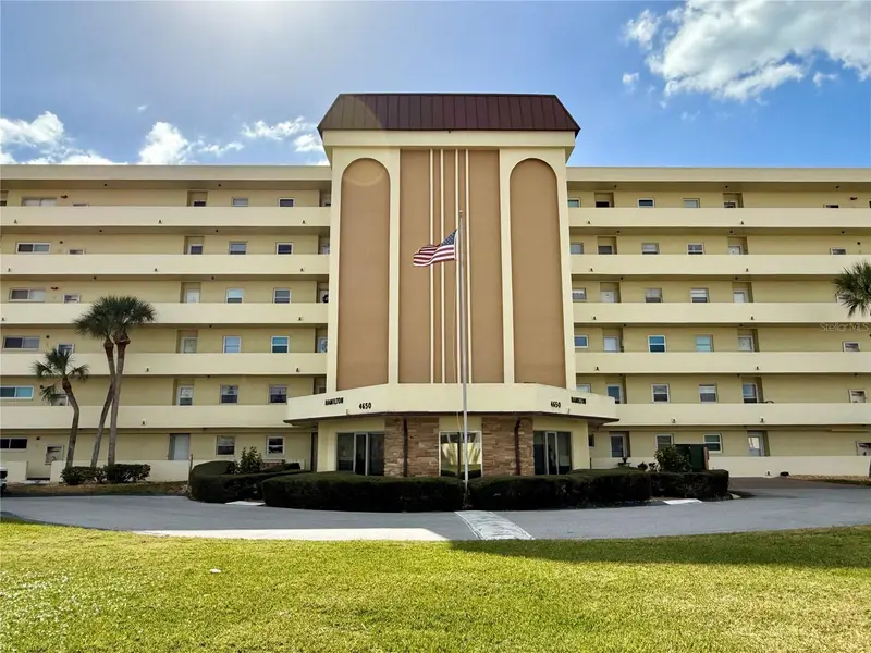 4650 Cove Cir #108, FL