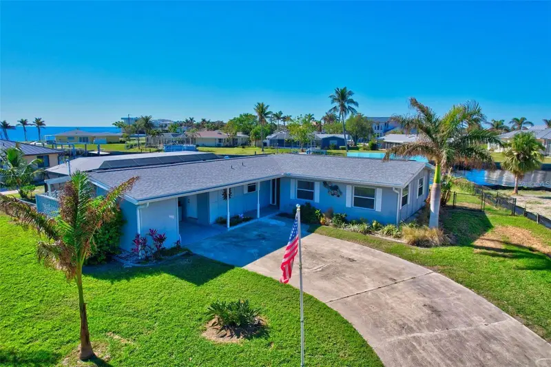 250 Bangsberg Rd Se, FL