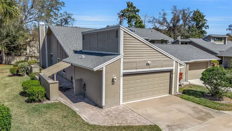 3406 Avenida Madera #B, FL