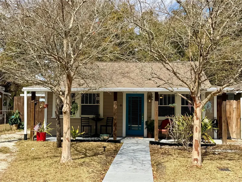 403 W Chelsea St, FL