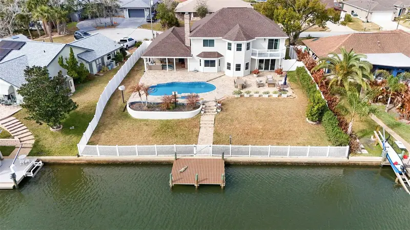 15 Colony Ct, FL
