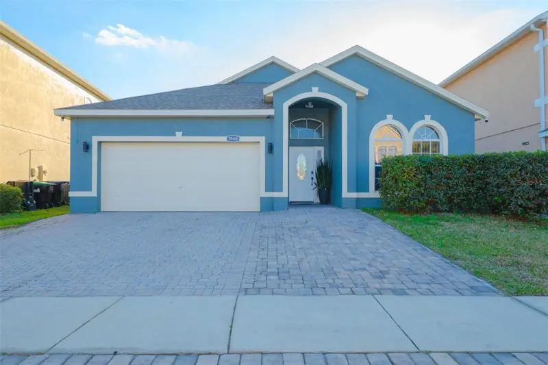 1966 Windcrest Lake Cir, FL