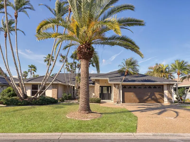 5125 Wedge Ct E, FL