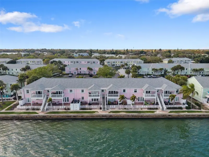 4842 Coquina Key Dr Se #B, FL