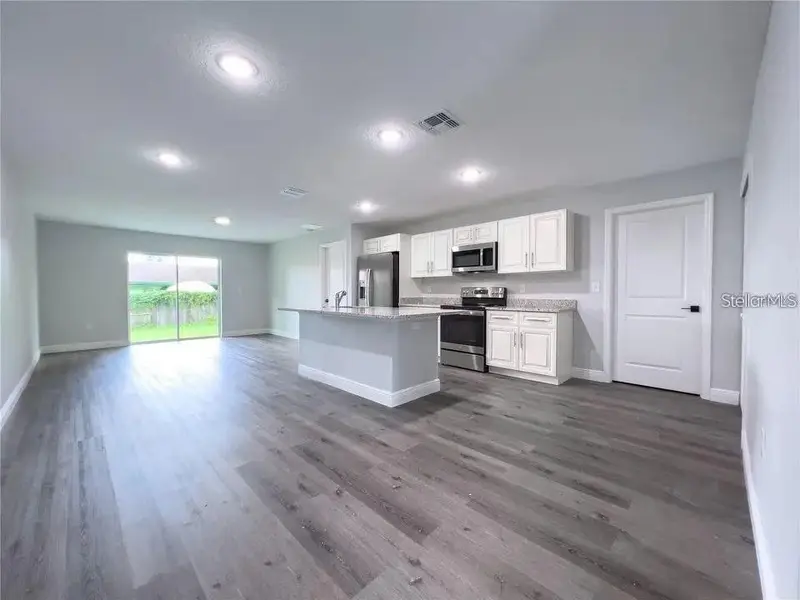 13435 Kaplan Ter, FL