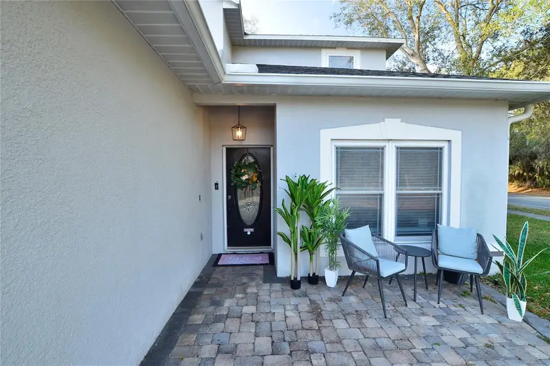 131 Lisa Loop, FL