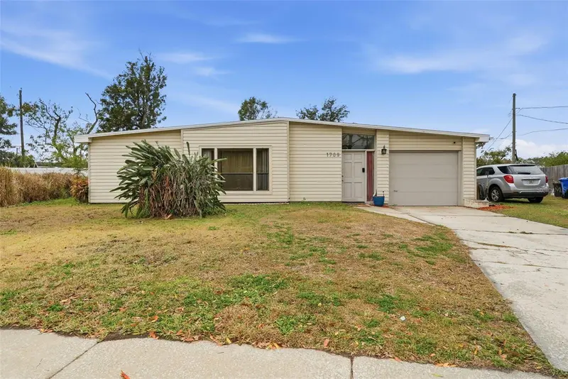 1709 Carnegie Cir, FL