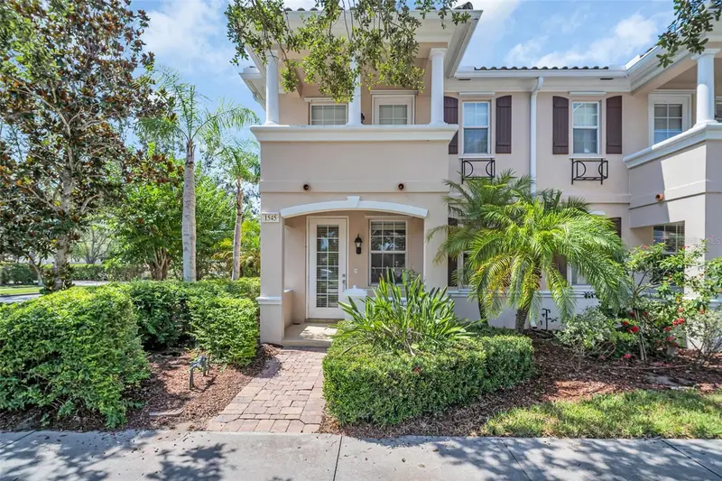 1545 Napoli Dr W, FL