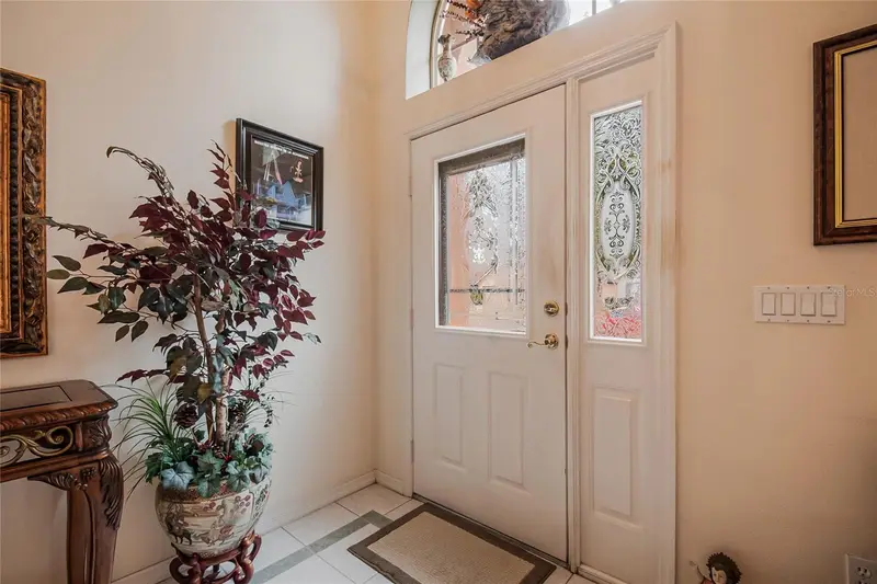 469 Mickleton Loop, FL