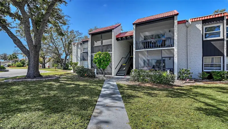 3201 Beneva Rd #204, FL