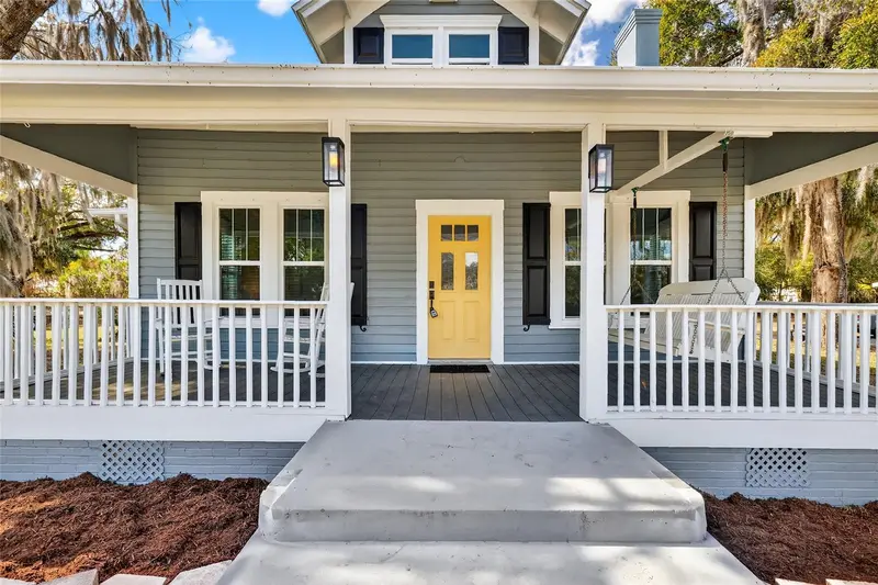92 S Trowell Ave, FL