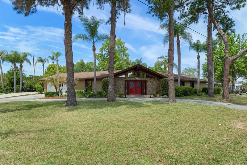 239 Se Paradise Point Rd, FL
