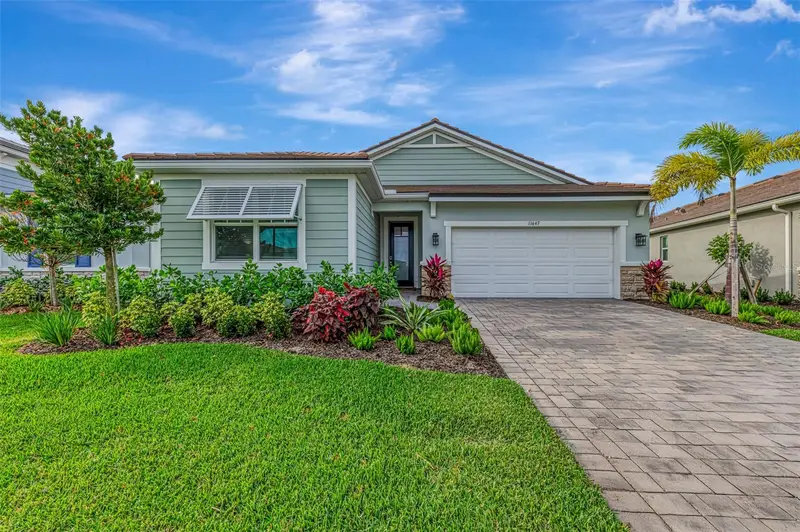 11647 Myakka Blue Dr, FL