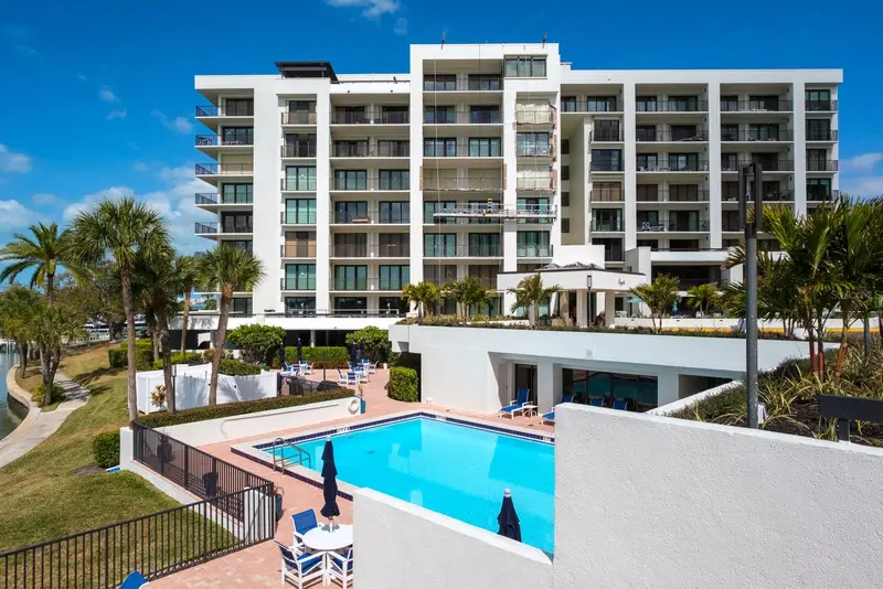 8 Belleview Blvd #108, FL